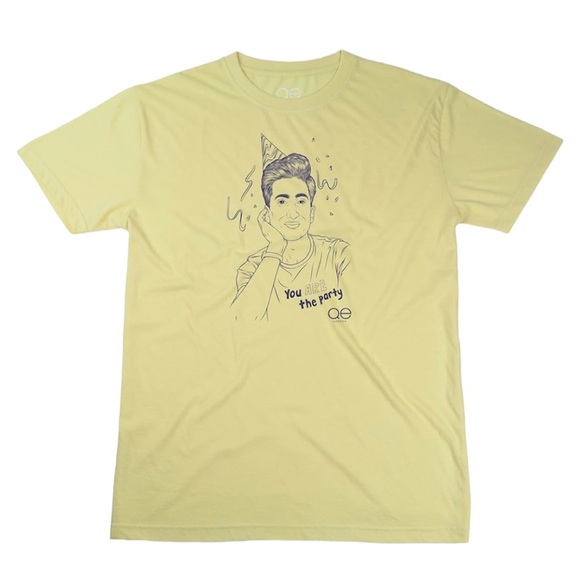 🏳️🌈 NWT! QE Unisex You Are the Party Tshirt - Picture 5 of 9